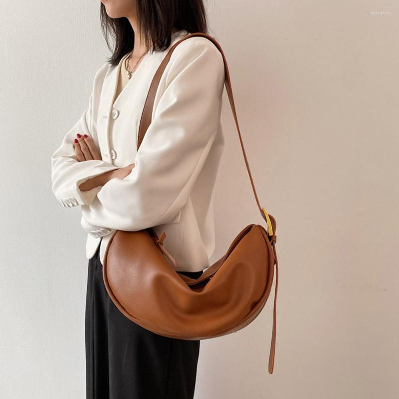 Evening Bags Crossbody Bag For Women Retro PU Leather Ladies Messenger Large Capacity Vintage Handbag Simple Soft Adjustable Shoulder, Black
Evening Bags Crossbody Bag For Women Retro PU Leather Ladies Messenger Large Capacity Vintage Handbag Simple Soft Adjustable Shoulder, Black