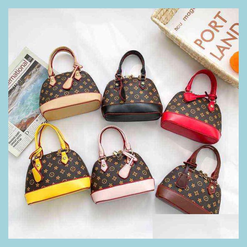 Handbags Little Girls Shell Bag Fashion Trend Chain Slanting Foreign Style Fragrance Childrens Handbag Drop Delivery 2022 Baby Kids Dhj9F, Pink
Handbags Little Girls Shell Bag Fashion Trend Chain Slanting Foreign Style Fragrance Childrens Handbag Drop Delivery 2022 Baby Kids Dhj9F, Pink