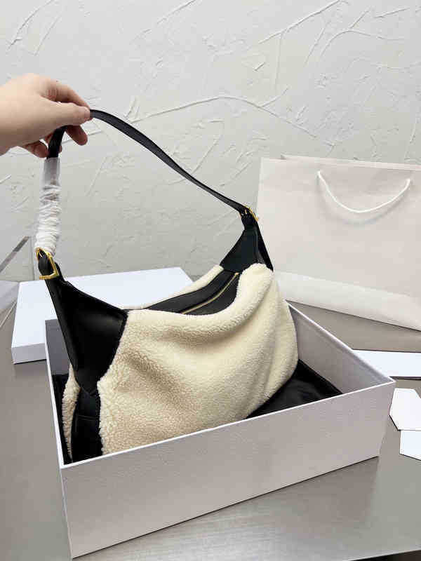 Designer Celins Bag Zhouzhoubao123 The Tote Bag Luxury Shoulder Crossbody Classic Purse Leather Bagshandbag Handbags Large Capacity Backpac QMD8, Black
Designer Celins Bag Zhouzhoubao123 The Tote Bag Luxury Shoulder Crossbody Classic Purse Leather Bagshandbag Handbags Large Capacity Backpac QMD8, Black