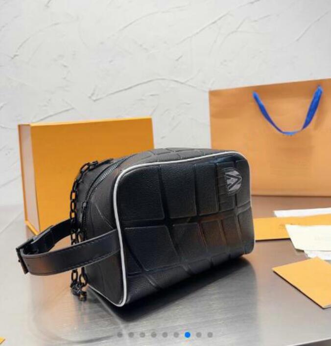 Women Black Lychee leather travelling toilet bag designer wash bag large capacity cosmetic bags makeup toiletry bag Pouch makeup toiletry bags
Women Black Lychee leather travelling toilet bag designer wash bag large capacity cosmetic bags makeup toiletry bag Pouch makeup toiletry bags