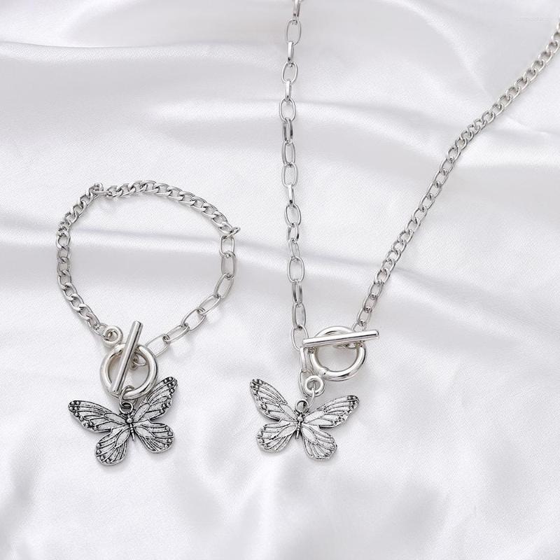 Choker Vintage Style Silver Butterfly Pendant Necklace Ladies Same Fashion Punk Bracelet Girls Party Gift Jewelry
Choker Vintage Style Silver Butterfly Pendant Necklace Ladies Same Fashion Punk Bracelet Girls Party Gift Jewelry