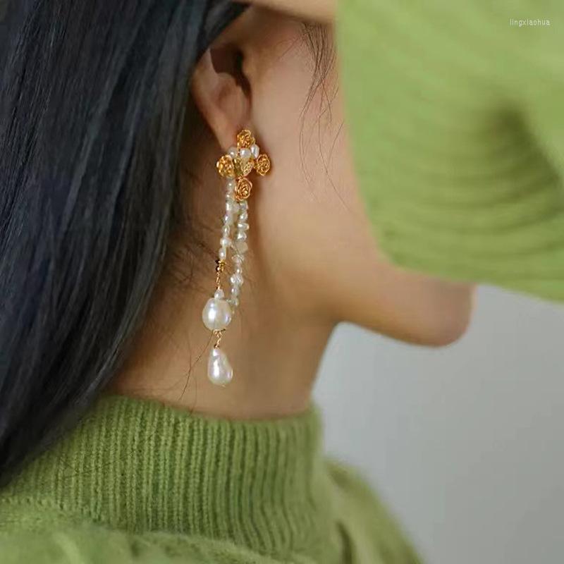 Dangle Earrings Baroque Pearl Long Elegant Women's French Earring Luxury Retro Gold Premium Vintage Flower Ear Jewelry
Dangle Earrings Baroque Pearl Long Elegant Women's French Earring Luxury Retro Gold Premium Vintage Flower Ear Jewelry