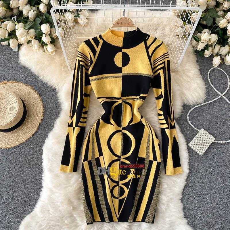 Casual Dresses Women Design Print Knitted Dress Long Sleeve O Neck Elastic Slim Pencil Autumn Winter Sexy Bodycon Sweater, Green
Casual Dresses Women Design Print Knitted Dress Long Sleeve O Neck Elastic Slim Pencil Autumn Winter Sexy Bodycon Sweater, Green