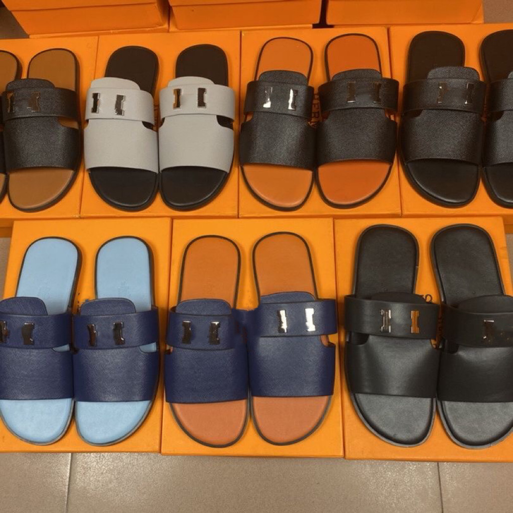 2022 Fashion slippers Classic H Men's sandals Summer designer leather rubber flip flops outdoor beach shoes Hot boots
2022 Fashion slippers Classic H Men's sandals Summer designer leather rubber flip flops outdoor beach shoes Hot boots