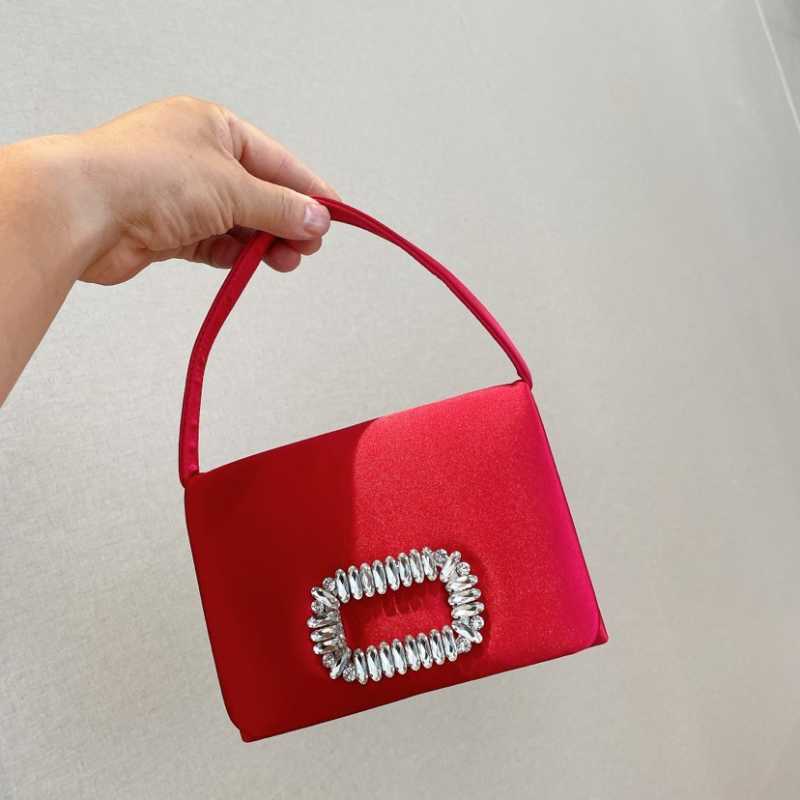 Clutch Bags Evening Luxury Design Silk Satin High Quality Rhinestone Clutches Purse Party Wedding Handbag Chain Crossbody 221021, Black
Clutch Bags Evening Luxury Design Silk Satin High Quality Rhinestone Clutches Purse Party Wedding Handbag Chain Crossbody 221021, Black