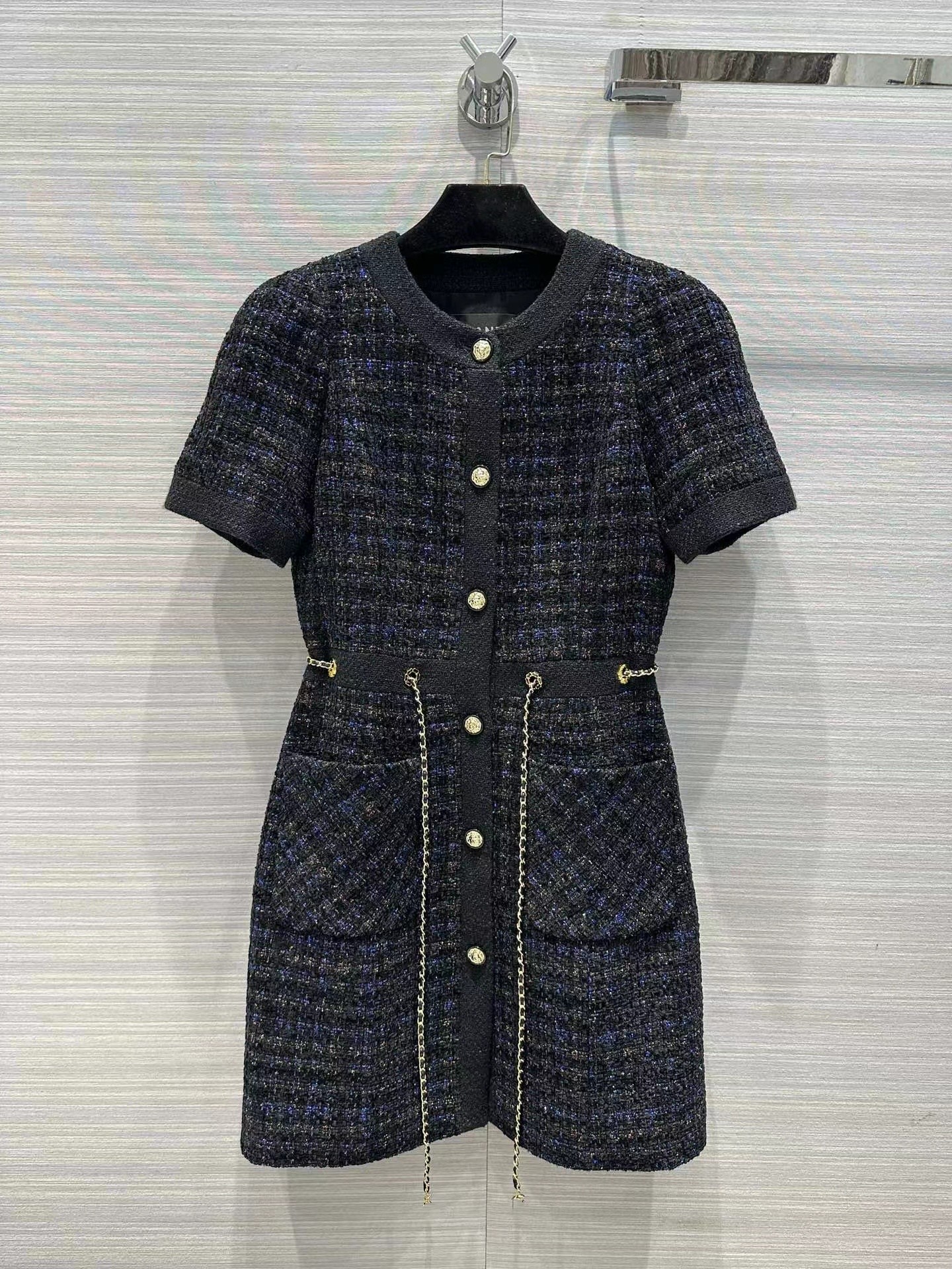 2022 New Autumn Winter Runway Dresses Print Tweed Designer Dress Brand Same Style Sundress 1031-9, Customize
2022 New Autumn Winter Runway Dresses Print Tweed Designer Dress Brand Same Style Sundress 1031-9, Customize