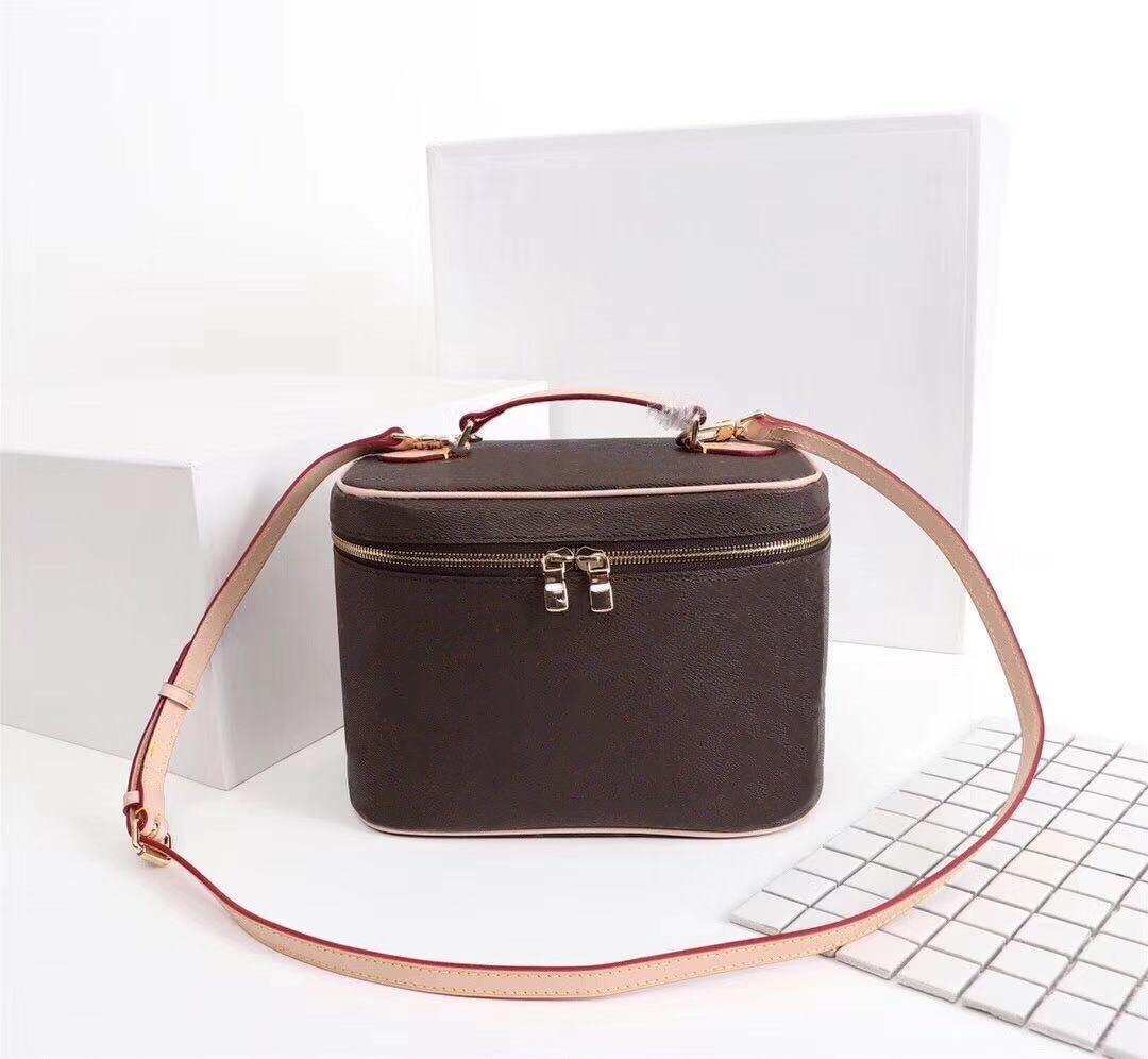 Wholesale Bucket bag for women classic Cosmetic Case leather women shoulder bag Tote handbag presbyopic purse makeup case purse Cosmetic bag, Brown
Wholesale Bucket bag for women classic Cosmetic Case leather women shoulder bag Tote handbag presbyopic purse makeup case purse Cosmetic bag, Brown