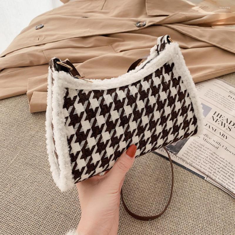 Evening Bags Fashion Women Shoulder Bag Woolen Cloth Houndstooth Print Mini Purse Handbags For Business Shopping Traveling, Camel
Evening Bags Fashion Women Shoulder Bag Woolen Cloth Houndstooth Print Mini Purse Handbags For Business Shopping Traveling, Camel
