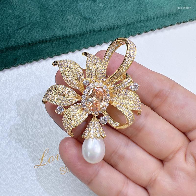 Brooches MeibaPJ 9-10mm Natural White Pearl Golden Flower Corsage Brooch Fashion Sweater Jewelry For Women Empty Tray
Brooches MeibaPJ 9-10mm Natural White Pearl Golden Flower Corsage Brooch Fashion Sweater Jewelry For Women Empty Tray