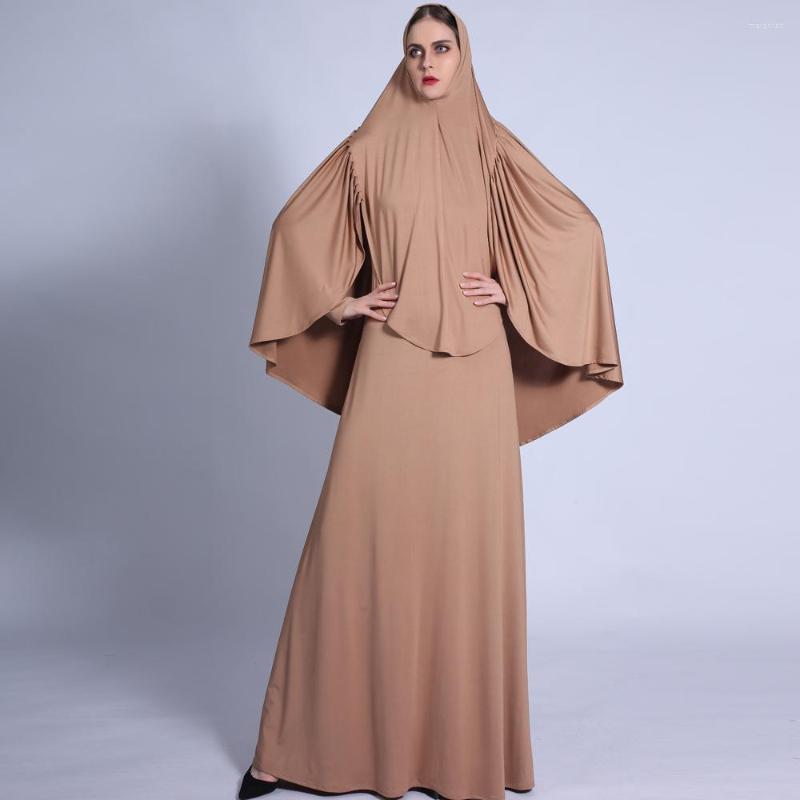 Ethnic Clothing Two Piece Sets Ramadan Spring Pleated Headscarf Suit Large Swing Dress Two-piece Retro Solid Color Milk Silk Breathable Robe
Ethnic Clothing Two Piece Sets Ramadan Spring Pleated Headscarf Suit Large Swing Dress Two-piece Retro Solid Color Milk Silk Breathable Robe