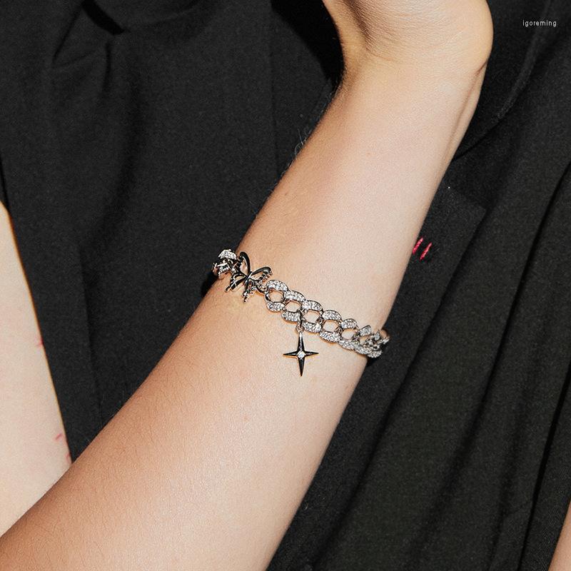 Charm Bracelets Origin Summer Korean Chunky Chain Butterfly Cross Bracelet For Women Silver Color Hollow Rhinestone Jewelry
Charm Bracelets Origin Summer Korean Chunky Chain Butterfly Cross Bracelet For Women Silver Color Hollow Rhinestone Jewelry