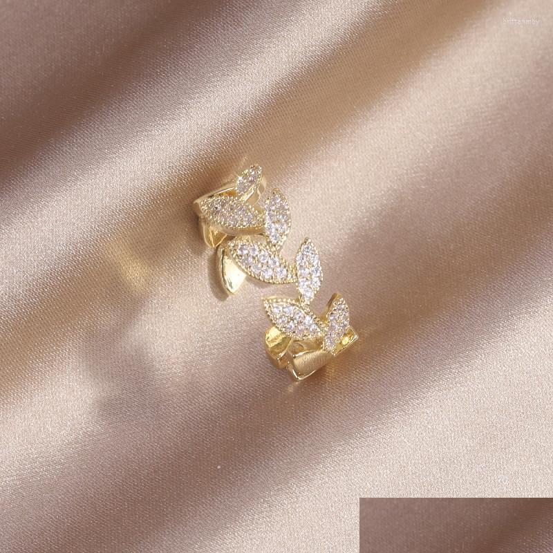 Cluster Rings Cluster Rings Korea Design Fashion Jewelry Exquisite Copper Inlaid Zircon Leaf Wheat Ear Ring Elegant Womens Opening A Dh46L
Cluster Rings Cluster Rings Korea Design Fashion Jewelry Exquisite Copper Inlaid Zircon Leaf Wheat Ear Ring Elegant Womens Opening A Dh46L