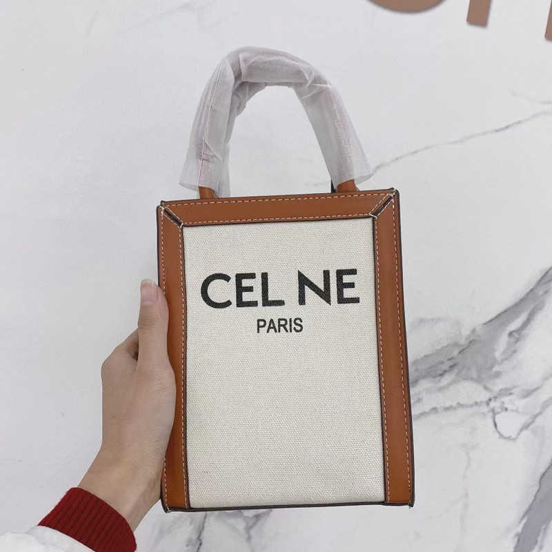 Canvas Cell Phone Line Vertical Genuine Cabas Leather Triumphal Arch Small Tote Bag Women's Autumn and Winter New Fashion High Capacity Midd, Reading
Canvas Cell Phone Line Vertical Genuine Cabas Leather Triumphal Arch Small Tote Bag Women's Autumn and Winter New Fashion High Capacity Midd, Reading