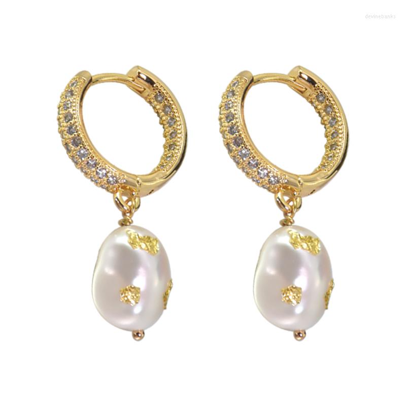 Dangle Earrings 2022 Trend For Women Anniversary Gift Women's Crystal Stone Fashion Zircon Gold Pearl Earring 
Dangle Earrings 2022 Trend For Women Anniversary Gift Women's Crystal Stone Fashion Zircon Gold Pearl Earring