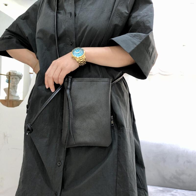 Evening Bags Niche Design Handmade Retro Simple Leather Head Layer One Shoulder Diagonal Mini Mobile Phone Bag Coin Purse, Black
Evening Bags Niche Design Handmade Retro Simple Leather Head Layer One Shoulder Diagonal Mini Mobile Phone Bag Coin Purse, Black