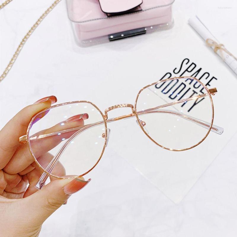 Sunglasses Classic Anti-Blue Light Glasses Women Men Oversized Eyeglasse Brand Designer Fashion Round Metal Optical Frames Computer
Sunglasses Classic Anti-Blue Light Glasses Women Men Oversized Eyeglasse Brand Designer Fashion Round Metal Optical Frames Computer