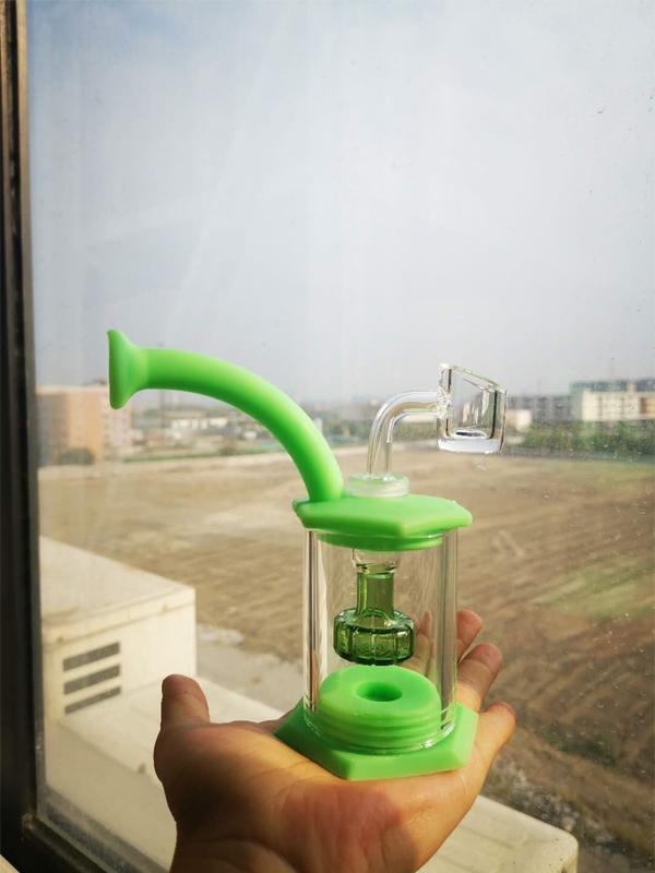 hookahs Silicone Bong Glass Shower Head percolator Easy clean 5.9inches Dab Rigs with 4mm quartz banger pipe mini bongs
hookahs Silicone Bong Glass Shower Head percolator Easy clean 5.9inches Dab Rigs with 4mm quartz banger pipe mini bongs