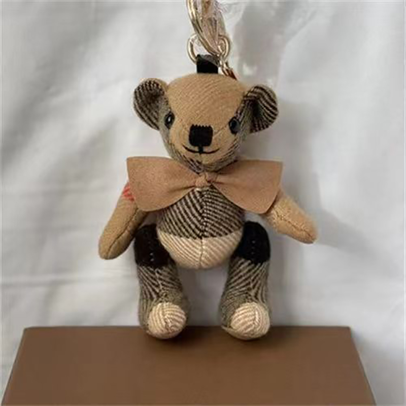 Designer Luxury Brands Kawaii Bear Keychain Cartoon Charm Vintage Toy Doll Car Keyring for Women Bag Ornaments Jewellery gift