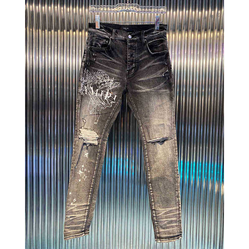 jeans hot slim amirly black Cupid Angel new drilling hole washed fitting little foot and used
jeans hot slim amirly black Cupid Angel new drilling hole washed fitting little foot and used