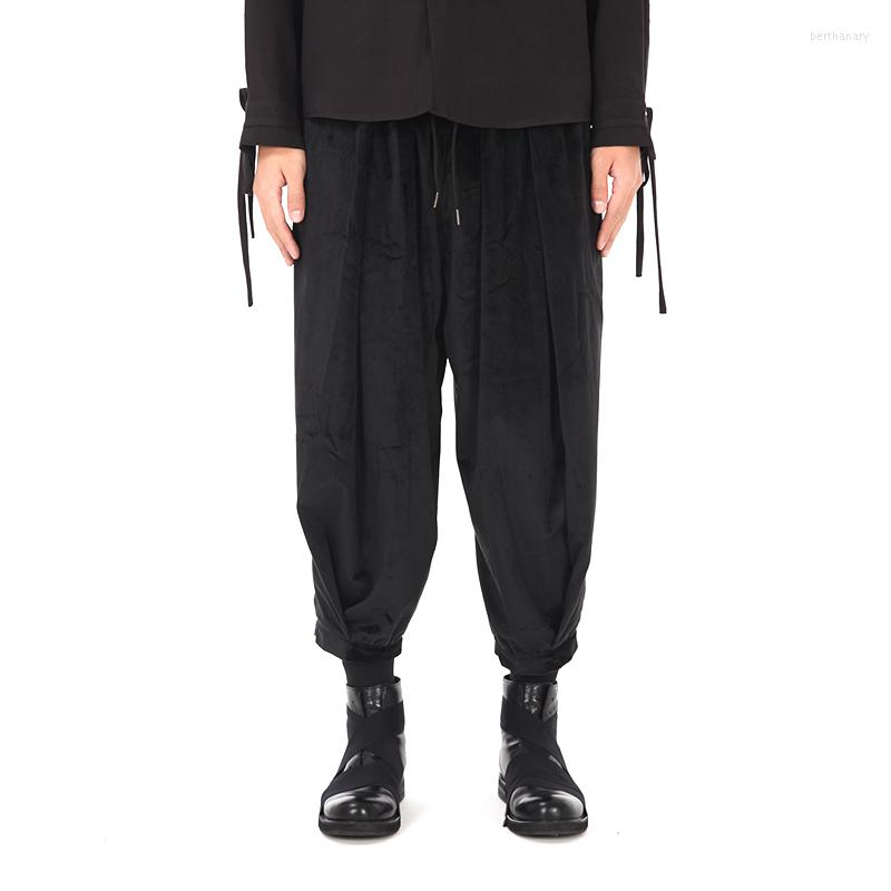 Men's Pants Black Velvet Casual Ankle Length Men Women Japan Fashion Streetwear Loose Harem Couple Hip Hop Trousers, X034
Men's Pants Black Velvet Casual Ankle Length Men Women Japan Fashion Streetwear Loose Harem Couple Hip Hop Trousers, X034