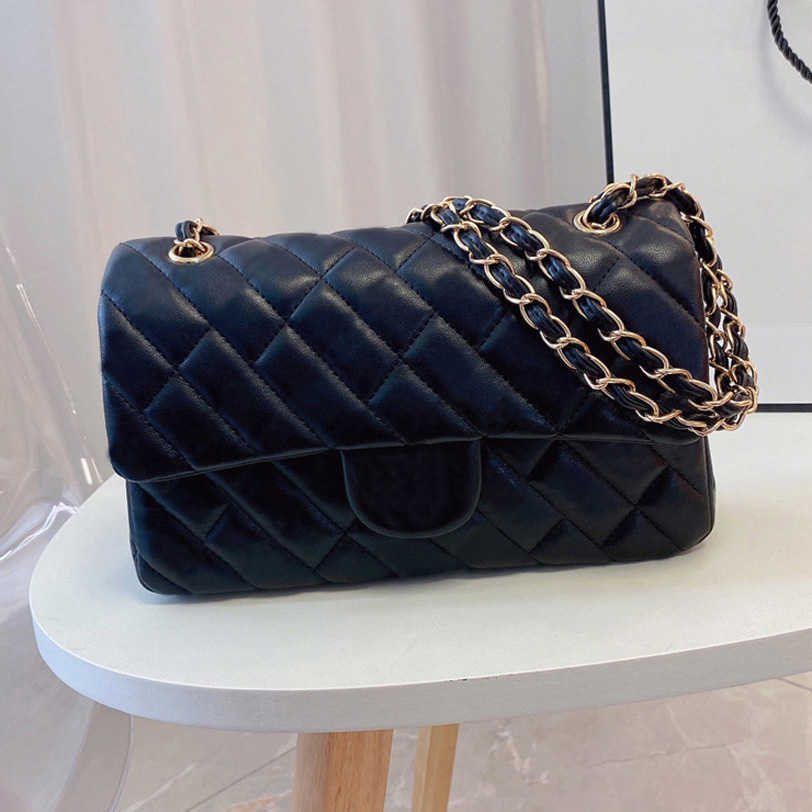 Designer Handbag Shoulder Chain Bag Clutch Flap Totes Bags Wallet Check Velour Thread Purse Double Letters Solid Hasp Waist Square StripesQ8YA
Designer Handbag Shoulder Chain Bag Clutch Flap Totes Bags Wallet Check Velour Thread Purse Double Letters Solid Hasp Waist Square StripesQ8YA