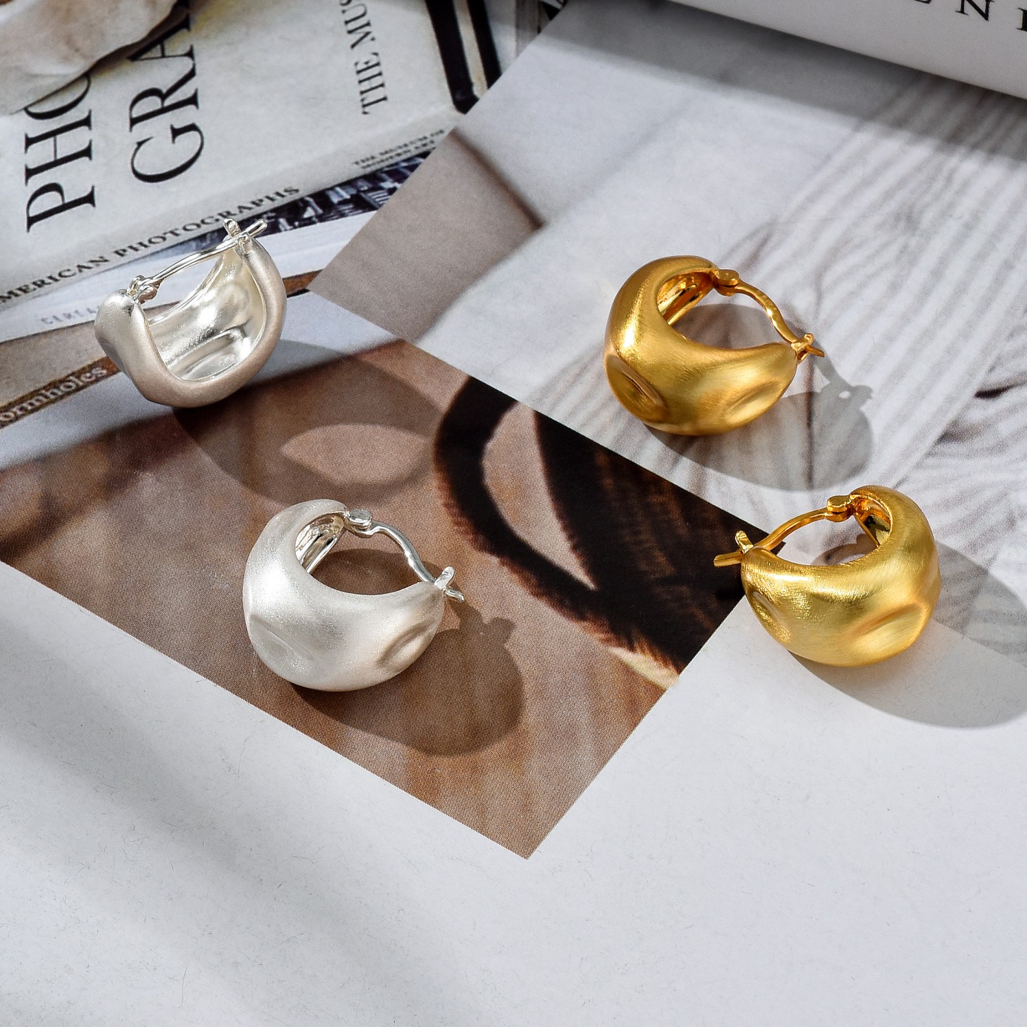 Autumn/Winter 2022 Artida Stud Japanese Niche Design Metal Frosted Brushed Earrings Women's Vintage Fashion Ear Buckle Accessories
Autumn/Winter 2022 Artida Stud Japanese Niche Design Metal Frosted Brushed Earrings Women's Vintage Fashion Ear Buckle Accessories