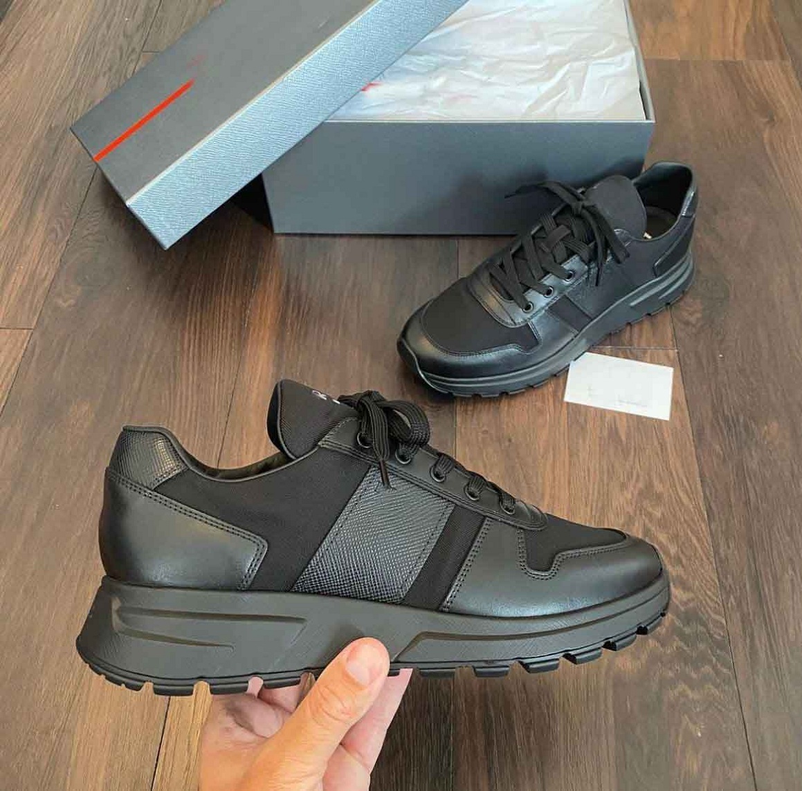 Top Luxury PRAX 01 Men Sneaker Shoes Re-Nylon Chunky Rubber Lug Sole Triangle Trainer White Black Breath & Technical Casual Walking EU38-46
Top Luxury PRAX 01 Men Sneaker Shoes Re-Nylon Chunky Rubber Lug Sole Triangle Trainer White Black Breath & Technical Casual Walking EU38-46