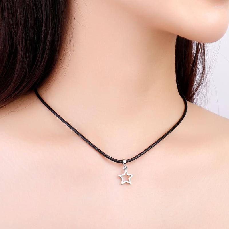 Choker Tiny Star Pendant Black Leather Chian Woman Necklace Silver Color Vintage Gothic Jewelry Accessories Collier Femme
Choker Tiny Star Pendant Black Leather Chian Woman Necklace Silver Color Vintage Gothic Jewelry Accessories Collier Femme