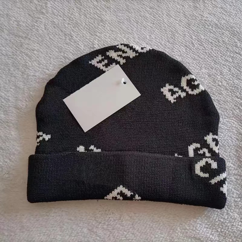 Luxury Knitted Hat Designer Beanie Cap Mens Fitted Hats Unisex Cashmere Letters Casual Skull Caps Outdoor Fashion High Quality, B1
Luxury Knitted Hat Designer Beanie Cap Mens Fitted Hats Unisex Cashmere Letters Casual Skull Caps Outdoor Fashion High Quality, B1