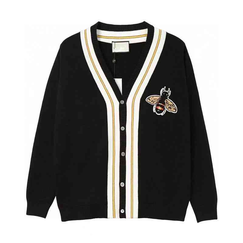 Version 2022 Autumn and Winter New G Fashion Brand Little Bee Academy Style Embroidery Knitted Casual Cardigan Coat, Black
Version 2022 Autumn and Winter New G Fashion Brand Little Bee Academy Style Embroidery Knitted Casual Cardigan Coat, Black