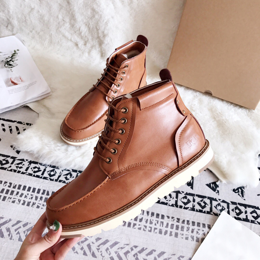Designer Boots Paris Luxury Brand Boot Genuine Leather Warm Boots Martin Ankle Booties Man Short Winter Full fur Fluffy furry Sneakers Trainers by top99 003, # box
Designer Boots Paris Luxury Brand Boot Genuine Leather Warm Boots Martin Ankle Booties Man Short Winter Full fur Fluffy furry Sneakers Trainers by top99 003, # box
