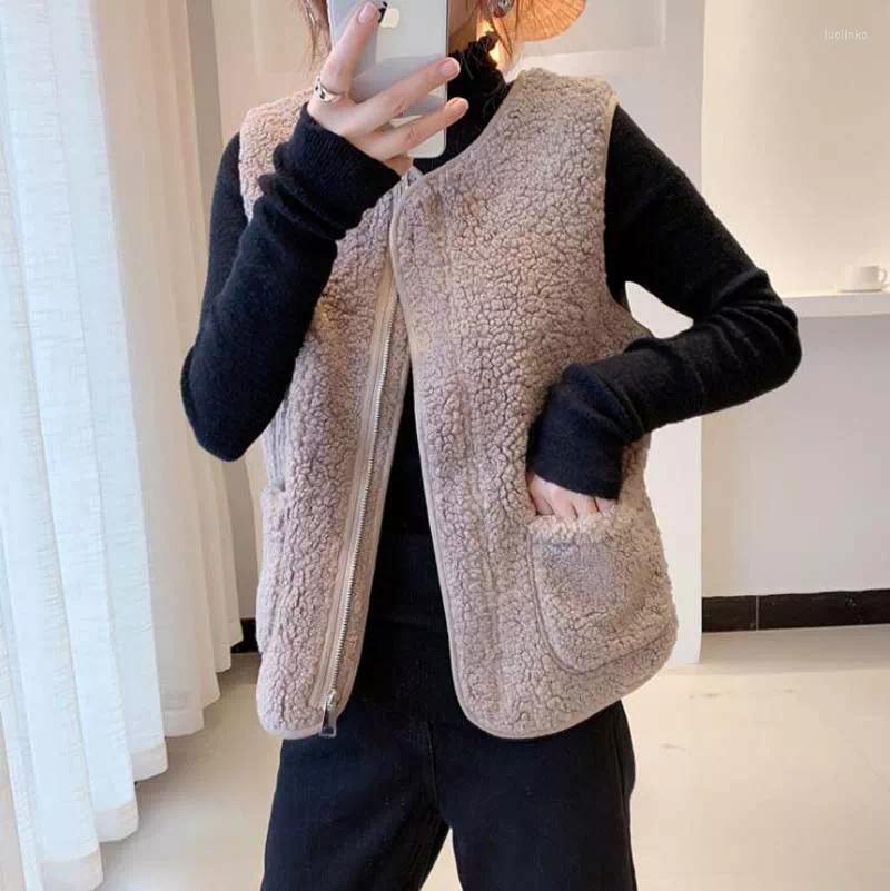 Women' Vests Vest Women Waistcoat Thermal Female Zipper Button Sleeveless Jacket Fleece For 202, Coffee button
Women' Vests Vest Women Waistcoat Thermal Female Zipper Button Sleeveless Jacket Fleece For 202, Coffee button
