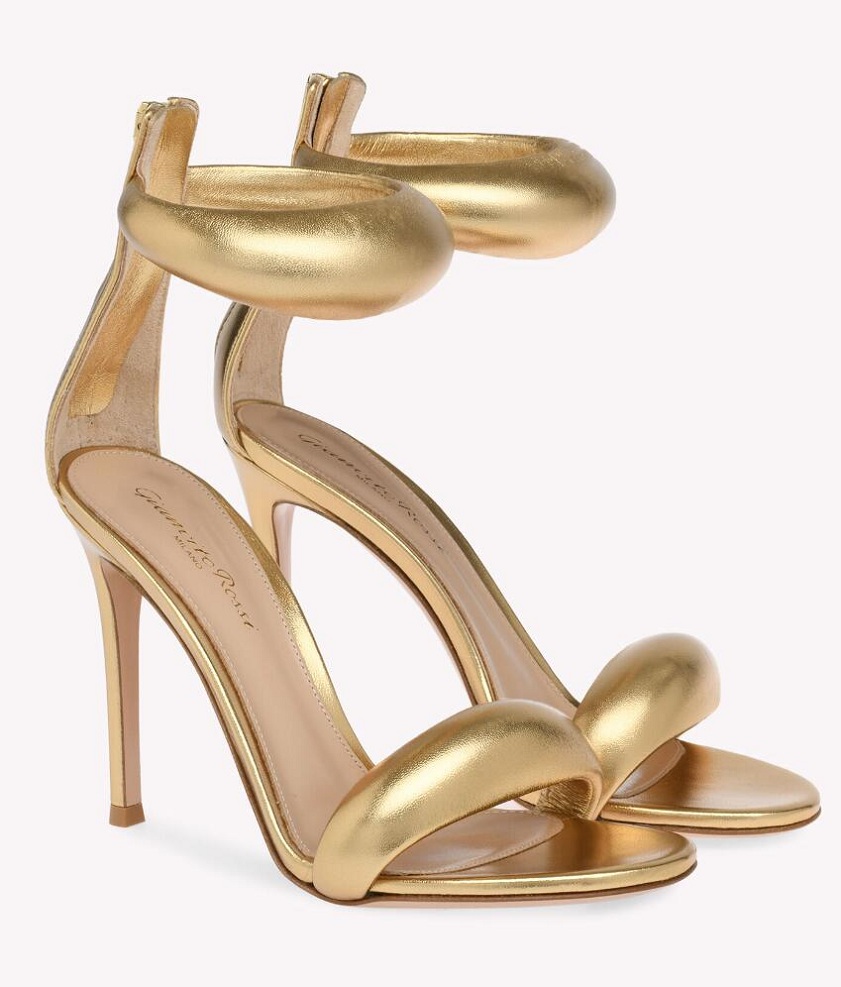 Elegant Women Bijoux Sandals Shoes Gianvit-rossi Bubble Front Strap Nude Black Leather Party Wedding Dress Lady High Heels EU35-43 With Box
Elegant Women Bijoux Sandals Shoes Gianvit-rossi Bubble Front Strap Nude Black Leather Party Wedding Dress Lady High Heels EU35-43 With Box