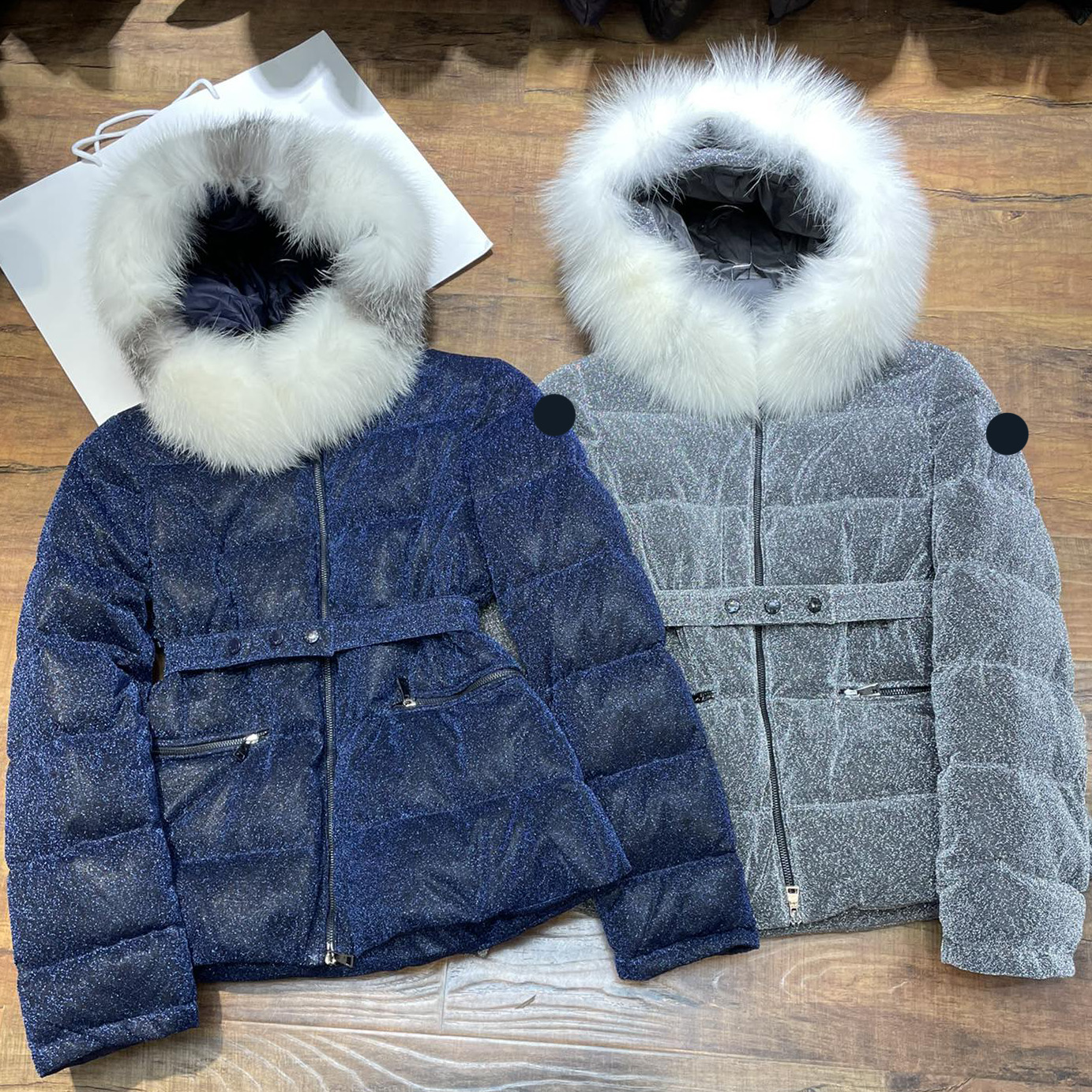 maya Designer Womens Down Jacket Embroidery badges mens Winter coat Warm Puffer coat size0/1/2, Blue
maya Designer Womens Down Jacket Embroidery badges mens Winter coat Warm Puffer coat size0/1/2, Blue
