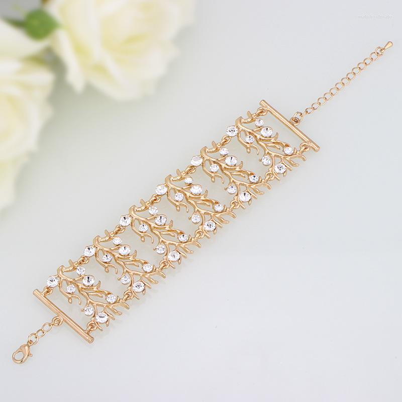 Charm Bracelets Minmin Fashion Wedding Accessories Crystal Bridal Silver-color Gold-color Bracelet & Bangle For Women Jewelry MSL237
Charm Bracelets Minmin Fashion Wedding Accessories Crystal Bridal Silver-color Gold-color Bracelet & Bangle For Women Jewelry MSL237