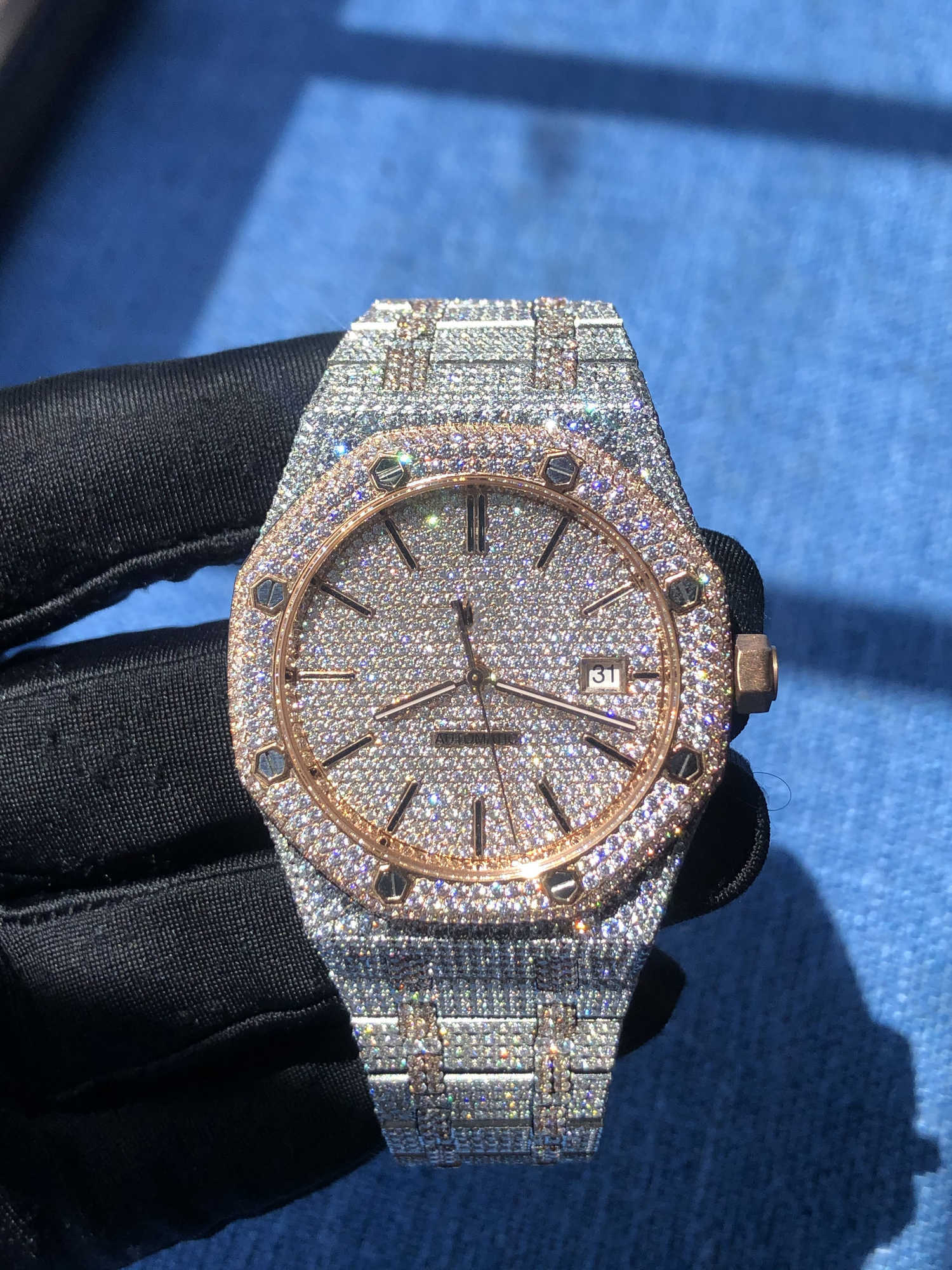 Wristwatches Rose Gold Mixed Sier Diamond Roman Numerals Luxury Mens Icing Cubic Zirconia Watch With BoxJTJJ, Watch3
Wristwatches Rose Gold Mixed Sier Diamond Roman Numerals Luxury Mens Icing Cubic Zirconia Watch With BoxJTJJ, Watch3