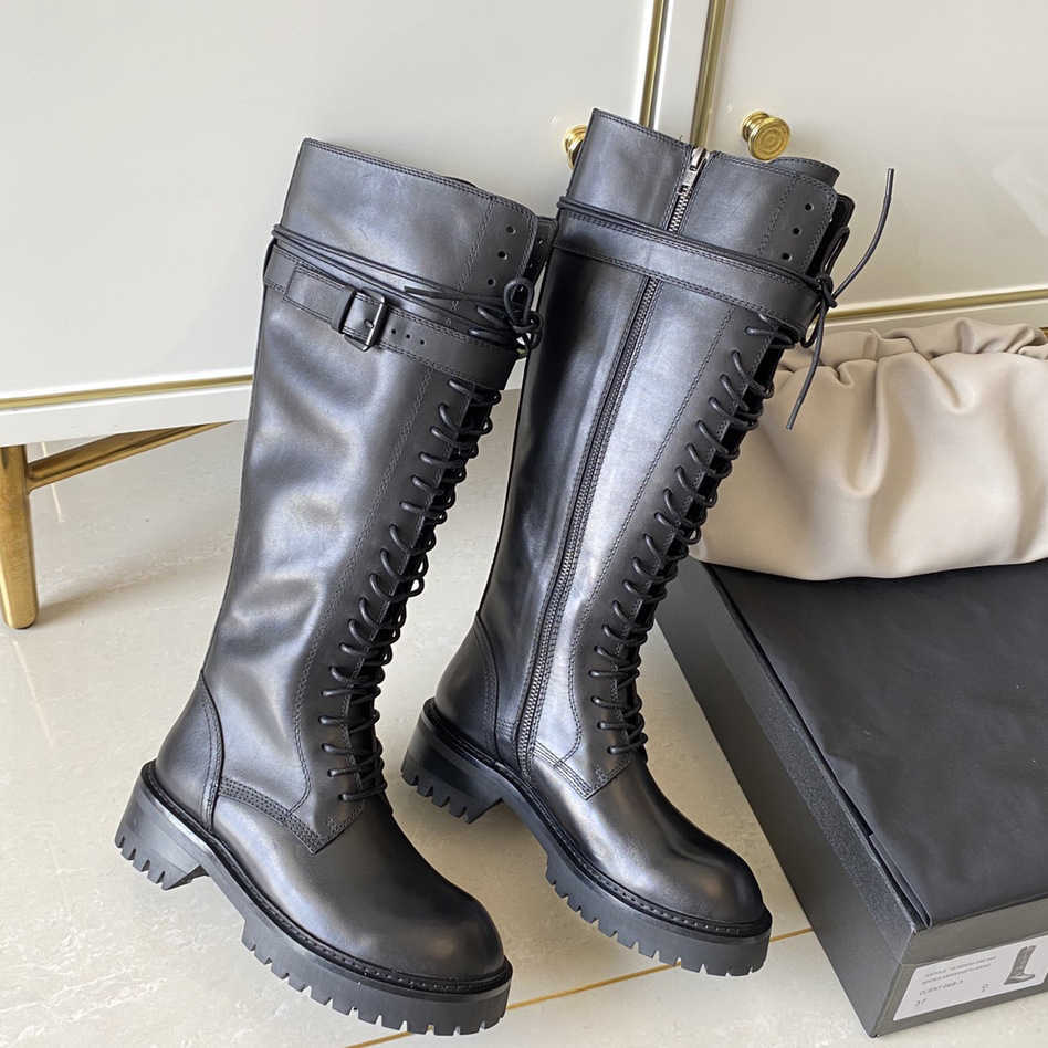 Family Full Cowhide Autumn and Winter New Lace up Flat Women Knight Long Horse High Boots, Black
Family Full Cowhide Autumn and Winter New Lace up Flat Women Knight Long Horse High Boots, Black