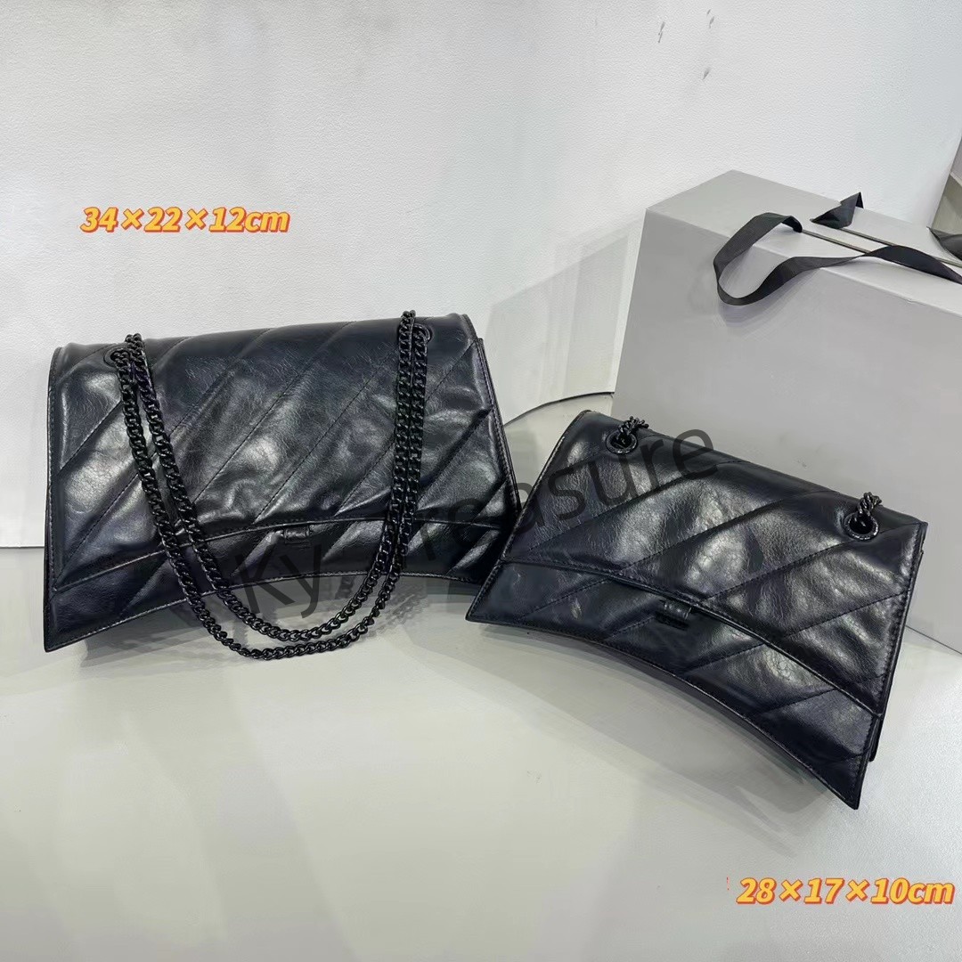 Eight color summer women's messenger bag and handbag 2022 new fashion bag designer double chain shoulderbag, All bags have no boxes
Eight color summer women's messenger bag and handbag 2022 new fashion bag designer double chain shoulderbag, All bags have no boxes