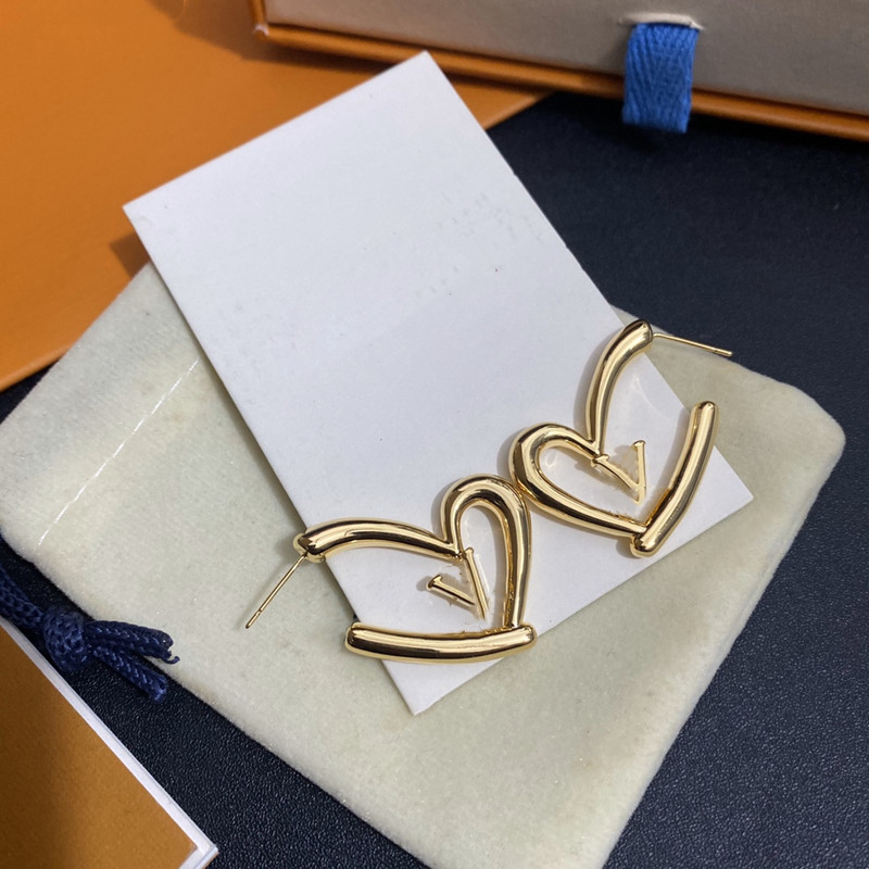 2022 Fashion L Designers Women Stud Big Heart 3.5CM Hoop Earrings 18K Gold Studs Hip Hop Jewelry Letters Earring With BOX
2022 Fashion L Designers Women Stud Big Heart 3.5CM Hoop Earrings 18K Gold Studs Hip Hop Jewelry Letters Earring With BOX