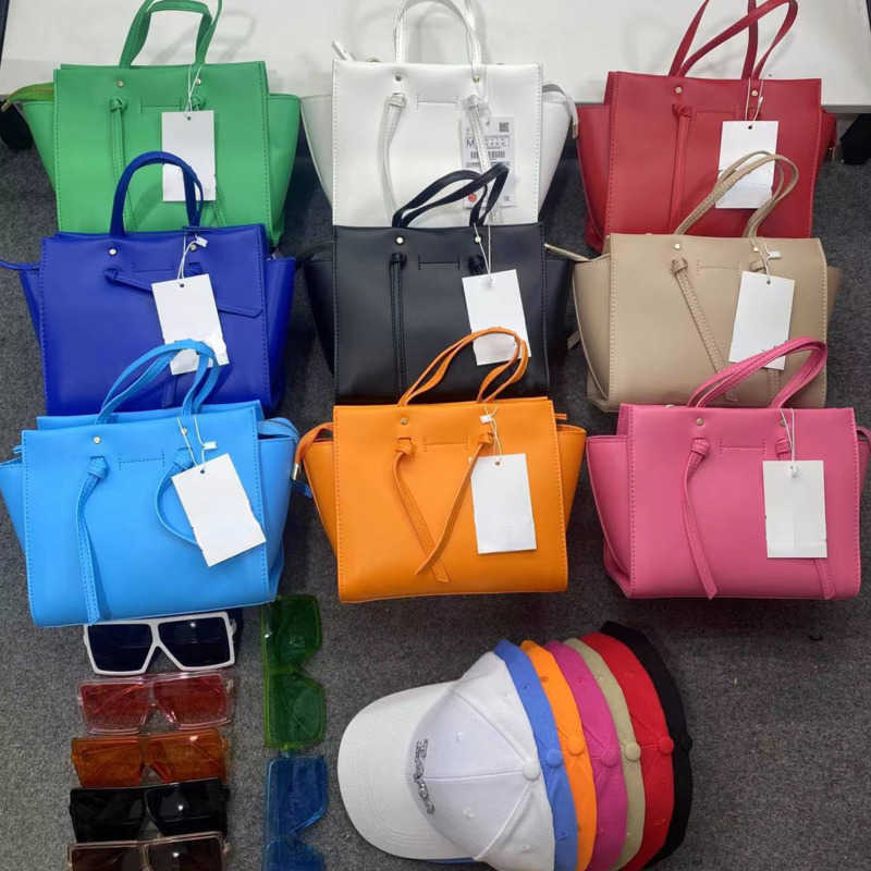 Za Designer Handbag Women Tote Bags Crossbody Fashion Shoulder Bag Hat Set PU Candy Color Ladies Wallet, Red
Za Designer Handbag Women Tote Bags Crossbody Fashion Shoulder Bag Hat Set PU Candy Color Ladies Wallet, Red
