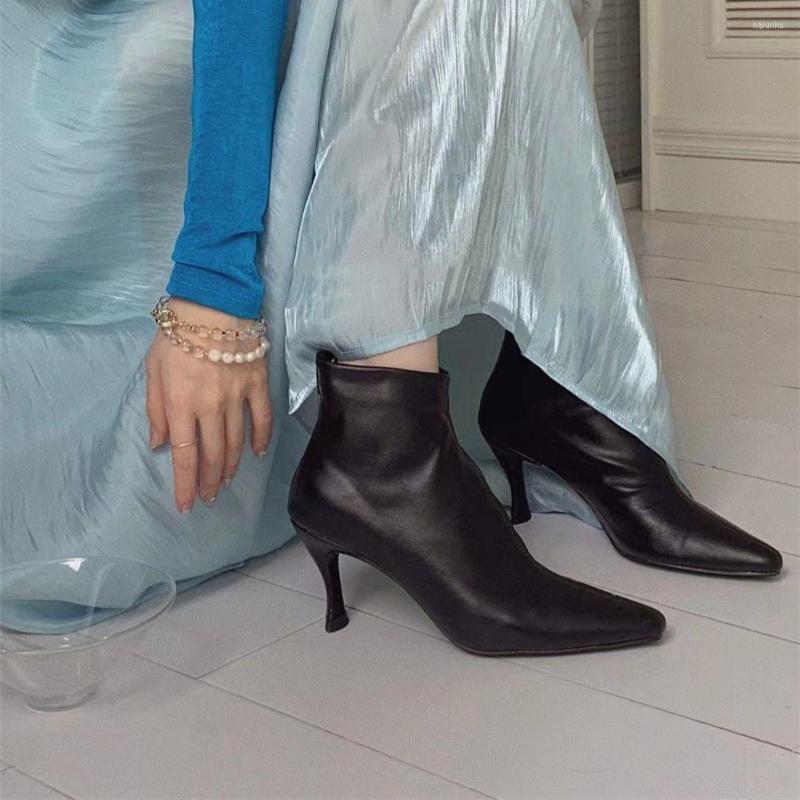 Boots Pointed Toe Women Ankle Sock Booties Black Silver Beige Thin High Heels Short Botas Back Zipper Party Pumps Size 35-39
Boots Pointed Toe Women Ankle Sock Booties Black Silver Beige Thin High Heels Short Botas Back Zipper Party Pumps Size 35-39