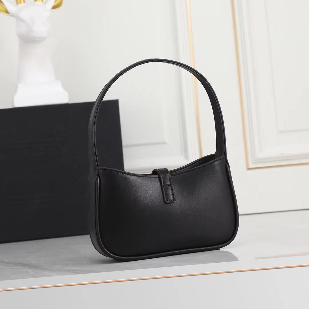 Luxurys Designers black Women Shoulder bag Ophidia Totes Horsebit Fashion Marmont Genuine Leather Crossbody Handbag Purses Backpack Axillary bag 710310, White
Luxurys Designers black Women Shoulder bag Ophidia Totes Horsebit Fashion Marmont Genuine Leather Crossbody Handbag Purses Backpack Axillary bag 710310, White