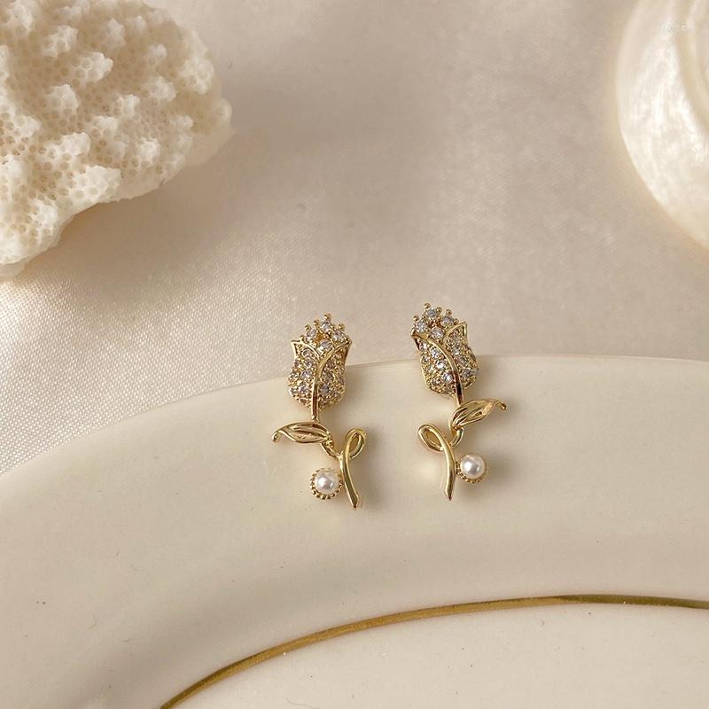 Stud Earrings MENGJIQIAO 2022 Korean Cute Delicate Zircon Rose Flower Metal For Women Students Micro Pave Brincos Jewelry
Stud Earrings MENGJIQIAO 2022 Korean Cute Delicate Zircon Rose Flower Metal For Women Students Micro Pave Brincos Jewelry