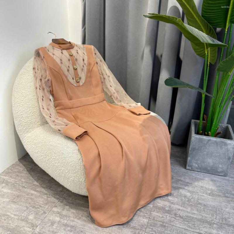 Casual Dresses Unique Designer Clothing 2022 Spring Est Vintage Flowers Embroidered Mesh See Through Long Sleeve Woman, Lotus root color
Casual Dresses Unique Designer Clothing 2022 Spring Est Vintage Flowers Embroidered Mesh See Through Long Sleeve Woman, Lotus root color