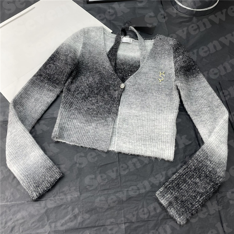 Sexy Halter Sweaters Cardigan For Women Luxury Lettter Brooch Knitted Hoodie Fashion Brand Womens Pullover Long Sleeve, Extra shipping/no ship
Sexy Halter Sweaters Cardigan For Women Luxury Lettter Brooch Knitted Hoodie Fashion Brand Womens Pullover Long Sleeve, Extra shipping/no ship