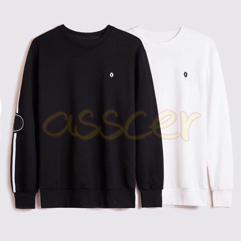 Men Womens Simple Style Hoodies Mens Round Neck Long Sleeve T Shirts Designer Black White Sweatshirts Asian Size S-2XL
Men Womens Simple Style Hoodies Mens Round Neck Long Sleeve T Shirts Designer Black White Sweatshirts Asian Size S-2XL