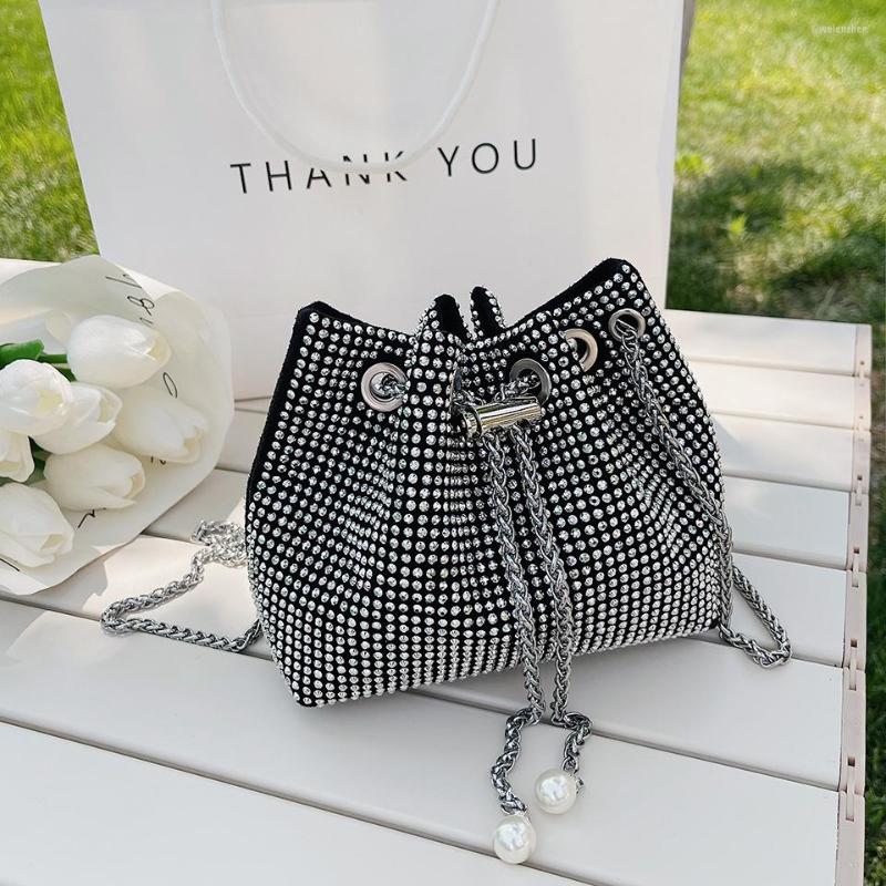 Evening Bags Bucket Bag. 2022 Simple And Fashionable. Encrusted With Diamonds. Large Capacity To Meet Daily Needs, Picture shown
Evening Bags Bucket Bag. 2022 Simple And Fashionable. Encrusted With Diamonds. Large Capacity To Meet Daily Needs, Picture shown
