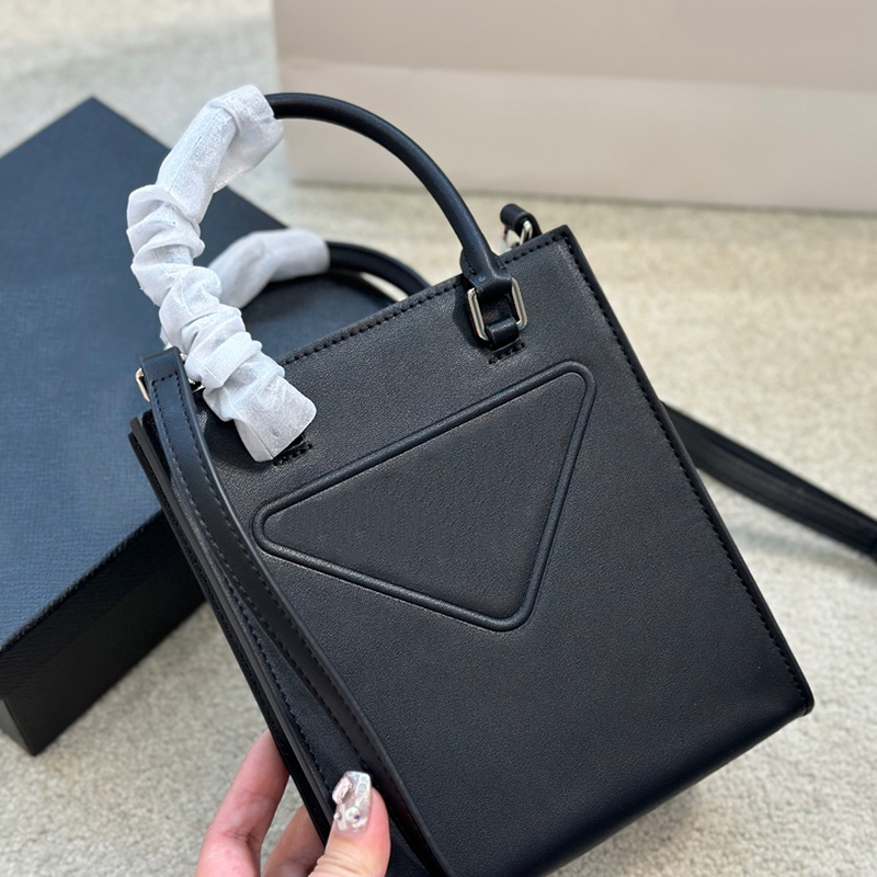 Designer Crossbody Bags Fashion Women Tote Handbags Luxury Brand Purse Famous Shoulder Messenger Handbag, Black
Designer Crossbody Bags Fashion Women Tote Handbags Luxury Brand Purse Famous Shoulder Messenger Handbag, Black