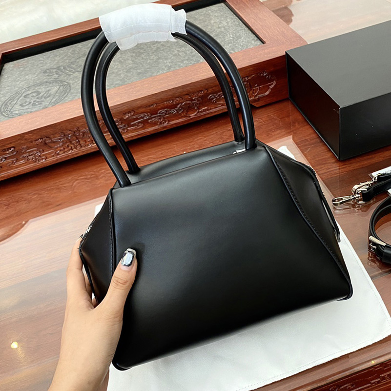 designers bags Women Shoulder bag handbag Messenger Totes Fashion Metallic Handbags Classic Crossbody Clutch Pretty, Box
designers bags Women Shoulder bag handbag Messenger Totes Fashion Metallic Handbags Classic Crossbody Clutch Pretty, Box