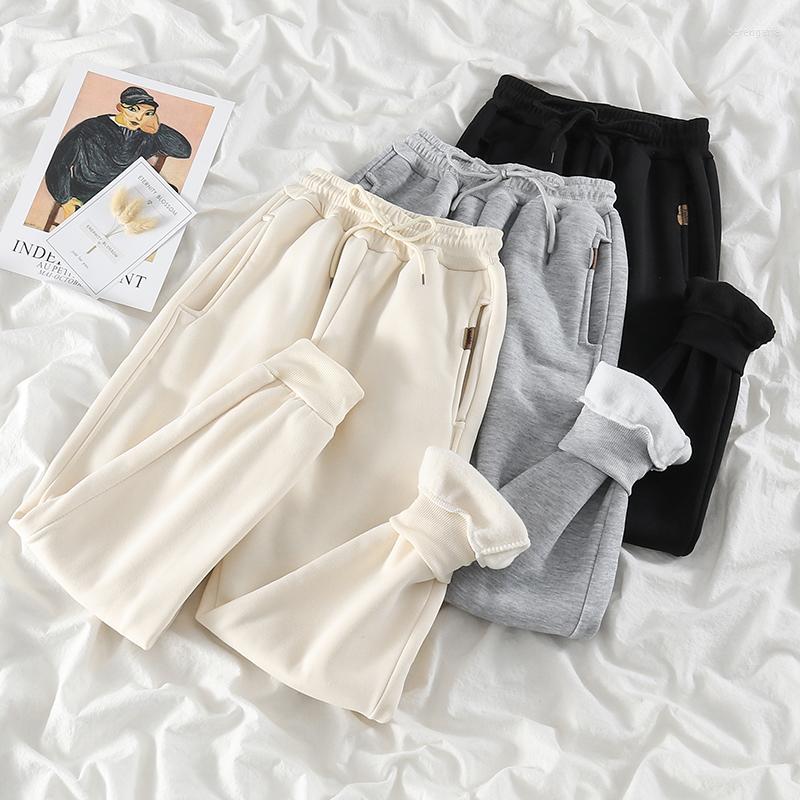 Women's Pants Plush Thickened Chenille Sweatpants Women 2022 Autumn And Winter Loose Korean Wide Leg Harem With Feet Casual
Women's Pants Plush Thickened Chenille Sweatpants Women 2022 Autumn And Winter Loose Korean Wide Leg Harem With Feet Casual